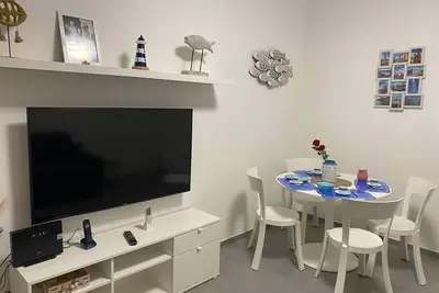 Image de Brand new one-bedroom apartment in the historic center of Sottomarina, murazzi area.