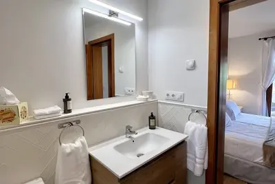 Image de Beautiful 3 bedroom 3 bath townhouse in a private community near Arenal beach