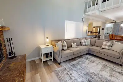 Image de 24 Tennis Village | 2bd, 2ba Condo