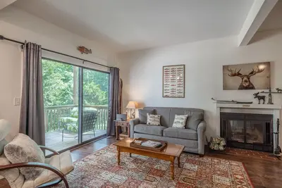 Image de The Aspen Hideout Pt. Ii by Innsbrook Vacations!