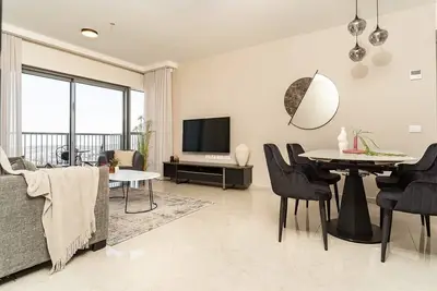 Wonderful 1bdr With Amazing View To The Old  City