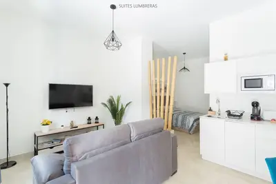 Image de Apartamento en la Alameda de Hércules. Ideal Para Parejas. Pet Friendly