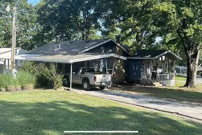 Image de Grand lake \n1 Br/1 Bt/ sleeps 6/Kitchen\n close to Restaurants/Ramps/Walmart/Gas