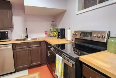 Image de New! Industrial Boho Haven: Private Escape near Dc