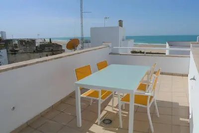 Image de Duplex apartment on the beach with terrace