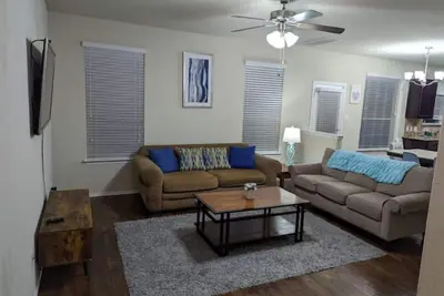 Image de Ambrose 4 bedroom home with lots of amenities