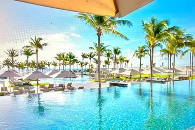 Image de 5 Star Beach Luxe Resort 2br 3ba