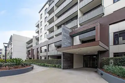 Image de Lovely 2 Bdr Parking Pool Gym Near Beach