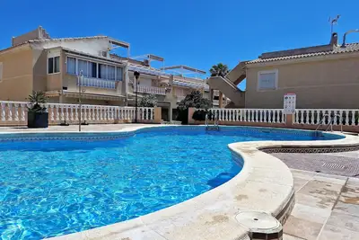 Image de Maison confortable à Torrevieja avec.