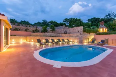 Image de Bel appartement à Molunat