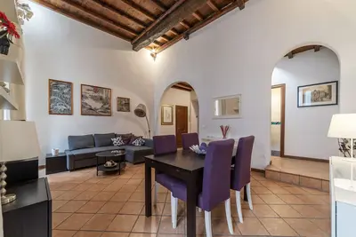 One Step Away from the Pantheon - Elegant Apartment