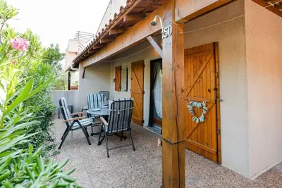 Image de Ls150 Pavillon T2 Mezzanine climatisé avec piscine collective et Wifi