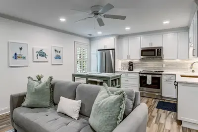 Image de Near Crawford Historic Square, Heated Pool Access