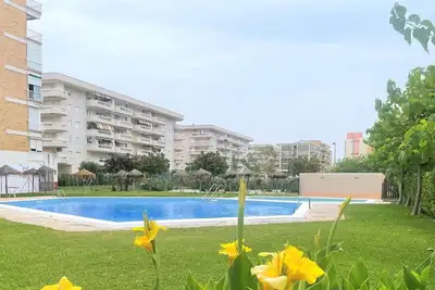 Image de InmoBooking Beach, climatisé et à 5 minutes à pied de la plage.