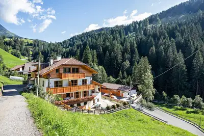 Image de Appartement 'Bachwiesl Hof Ocker' avec vue sur la montagne, terrasse partagée et Wi-Fi
