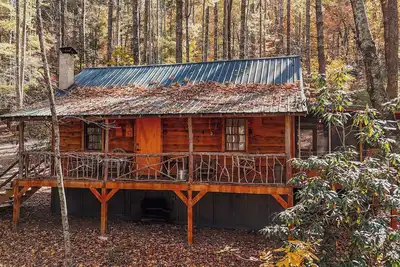 South Fork cabin at Saluda Grade Cabins!