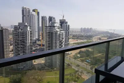 Image de Bat Yam Sea view 3 bedrooms-Luxury