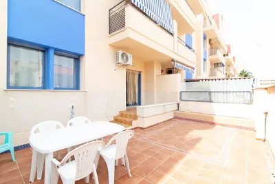 Image de Global Properties: Apartment with large terrace on Canet beach
