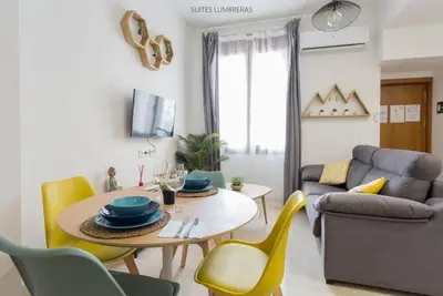 Image de Apartamento en la Alameda de Hércules. Ideal Para Parejas. Pet Friendly