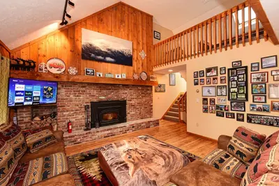 Image de Woodland Pines Unit w/ Association Pool & Tennis Court - Close to Story Land!