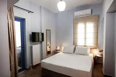Pagrati/hilton Location, \"bentzi Family Suite \"
