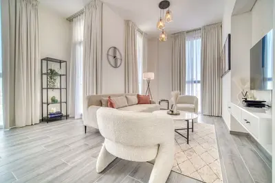 Image de Alluring 2br w/ Assistant’s Room at Mesk 1 Midtown Dubai Production City by Deluxe Holiday Homes