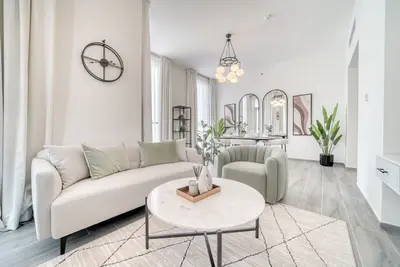 Image de Suave 2br w/ Assistant’s Room at Mesk 1 Midtown Dubai Production City by Deluxe Holiday Homes