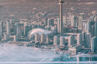 Image de Experience the magic of the Rockies at our cozy Evergreen room! !