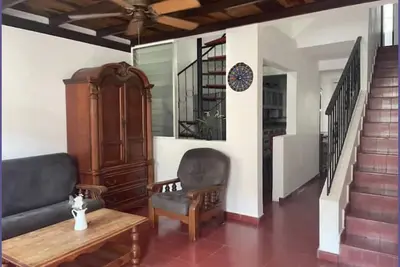 Image de Santa Barbara's Santo Domingo's cozy home