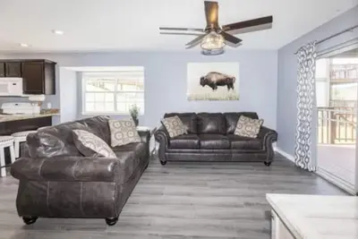 Image de Condo on Table Rock Lake, Ozark Mountain views! 1 mile from Silver Dollar City