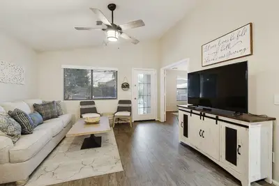 Image de Cute 3 bedroom home with outdoor kitchen. Sleeps 6