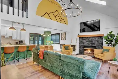 Image de Spring Stay: Game Room, Bbq, Pool Access, & More