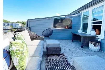 Image de 4-story Casa Clt • Townhome