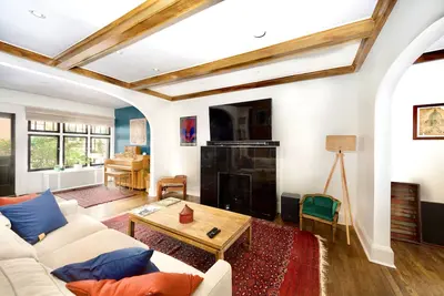 Image de Stylish Historic Retreat Near Downtown Pittsburgh!