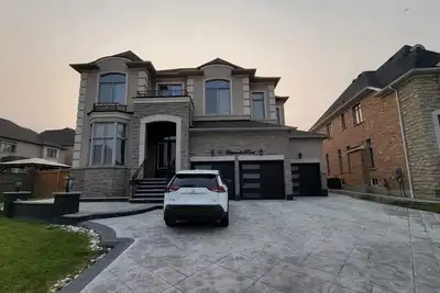 Image de The Vistana Brampton 2Bedroom Contemporary designed spacious apartment!