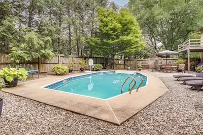 Image de 3 Mi to Downtown: Inviting Lancaster Home!