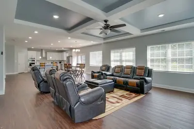 Image de Dumfries Vacation Rental ~ 32 Mi to Washington Dc!