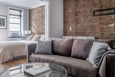 Image de Unbelievable West Village 1br w/ In-Unit W/D, by Blueground