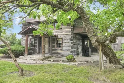 Image de The City Cabin - Unique and Historic!