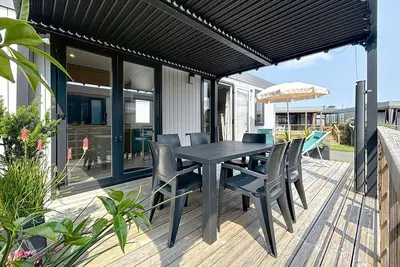 Image de Mobil-home Grand Confort 4 pers, 2 ch, piscine chauffée à 200m de la plage