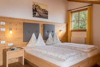 Image de Appartement \"Moarhof Natur Aurora\" avec vue sur les montagnes, terrasse partagée et Wi-Fi