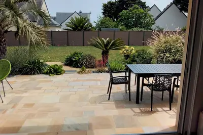 Image de A 5 min du port et des plages de Saint Jacques charmante maison