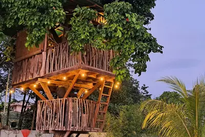 Image de Roswel, a unique home in Angeles