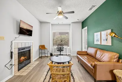 Image de Cozy BoHo 2bd Apartment | Cedar Park/North Austin
