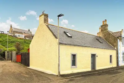 Image de 2 chambres à coucher à Buckie