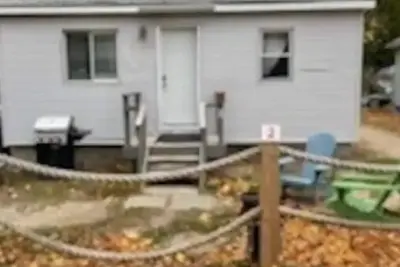 Image de Cheerful 2 Bedroom Cottage by the Beach