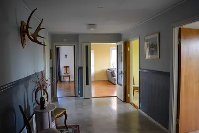 Image de Large luxurious apartment in the middle of Unnaryd, WiFi, lake, own home, kanoe\n