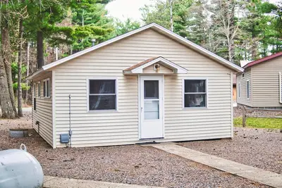 Image de Shadynook - in a no-wake zone in Chetek, Wi on the Chetek Chain of Lakes.