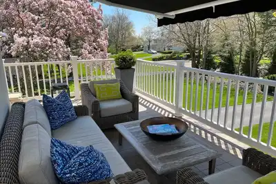 Image de Updated, delightful Grosse Pointe hideaway-walking distance to Gp city and Hill.