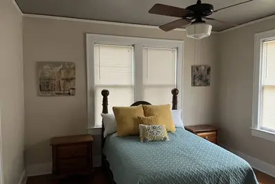 Image de Garden district home\n